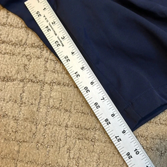 Theory mens lightweight navy shorts size 34 - Picture 4 of 5